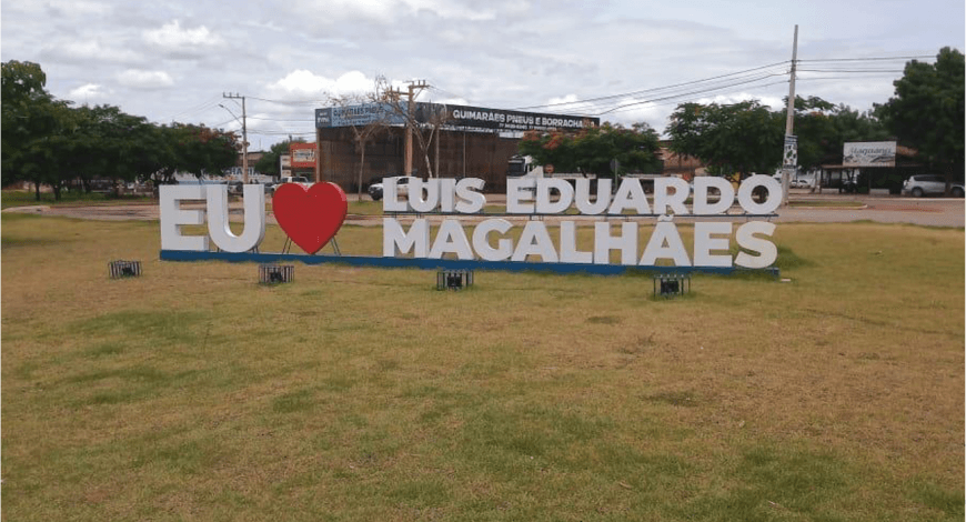 Outdoor em Lu&iacute;s Eduardo Magalh&atilde;es